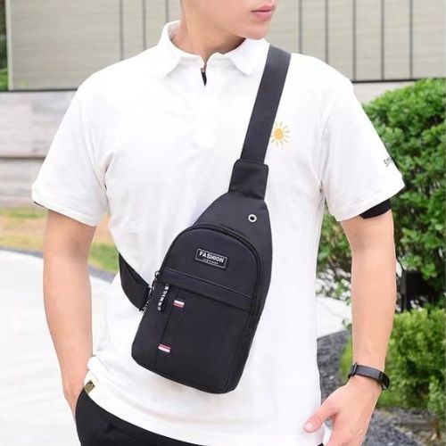 Bolsa Masculina Crossbody Impermeável com Vários Compartimentos Compacta e Funcional